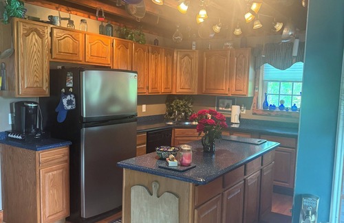 Hammond House | Charming 4-bedroom house with WiFi and AC in brilliant Hammond