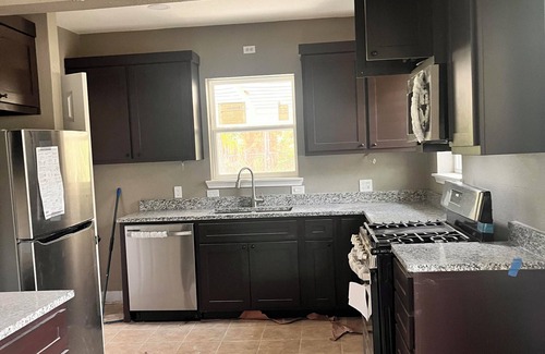 Cedar Crest House | Charming 4-bedroom house with AC and WiFi in wonderful Dallas
