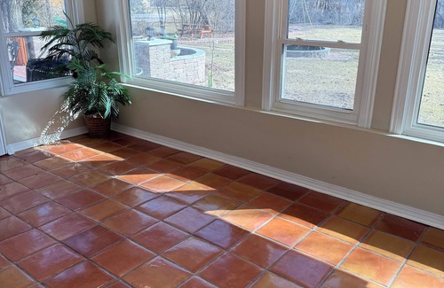 Green Oaks House | Charming 4-bedroom house in Libertyville with WiFi and AC