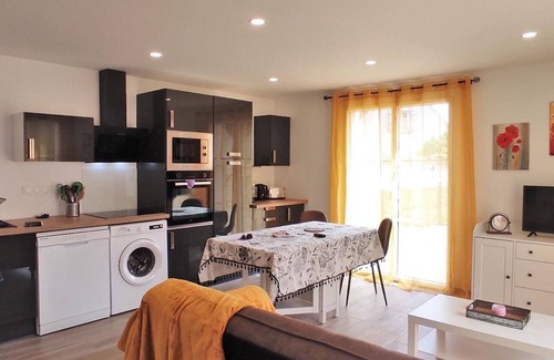 Fay-les-Etangs Cottage | Charming 40m² Cottage in Fay-les-Étangs: Tranquil Getaway, Modern Amenities, Near Nature & Paris