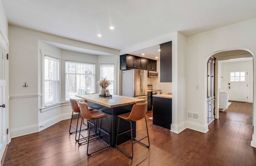 Cedarburg House | Charming 5-bedroom house in Cedarburg