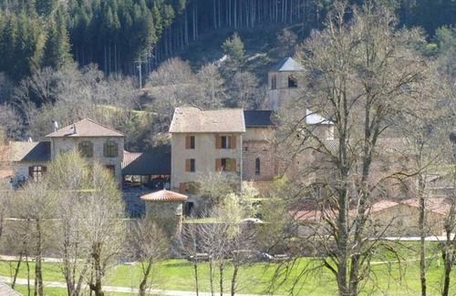 Saint-Vert Cottage | Charming 5-Person Cottage in Saint-Vert with Garden and Tranquil Surroundings