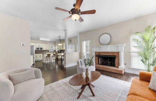 Buford House | Charming 5BR Home with Lush Garden & Month-to-Month Pet-Friendly Stay #41856