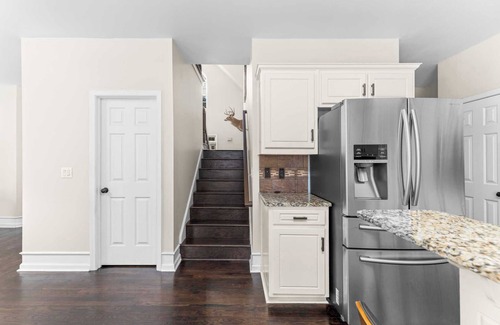 Buford House | Charming 5BR Home with Lush Garden & Month-to-Month Pet-Friendly Stay #41856