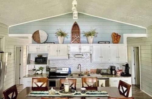 Anacoco House | Charming 7-bedroom house located on South Toledo Bend in Anacoco, LA