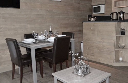 Meribel Centre Apartment | Charming - a room and a cabin with a balcony in the heart of Meribel ski station