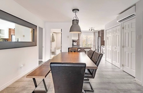 Bout-de-l'Ile Apartment | Charming Accommodation in Montreal