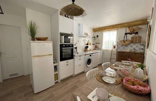 Cavaliere Apartment | ✨ Charming Air-Conditioned One-Bedroom — 150m from Cavalière Beach 🏖️