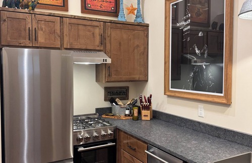 Newaygo Cabin | Charming and Cozy Retreat in Newaygo, MI- The Rustic Barn dominium