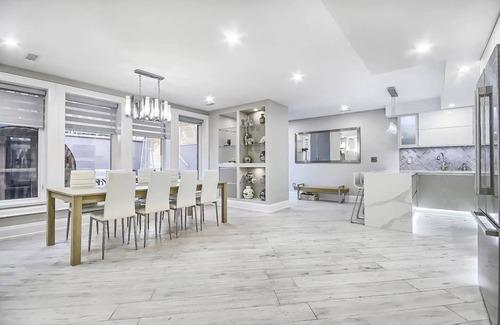 Willowdale House | Charming and Luxurious 2BR+1Bath Guest Suite