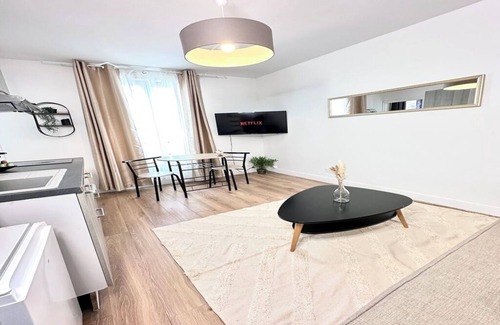 Asnieres-sur-Seine Apartment | Charming apartment - Champs Elysées access