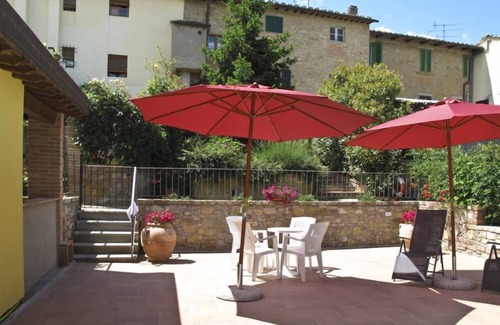 Gambassi Terme Apartment | CHARMING APARTMENT IN THE MIDDLE OF TUSCANY WITH SWIMMING-POOL. WINE TASTINGS