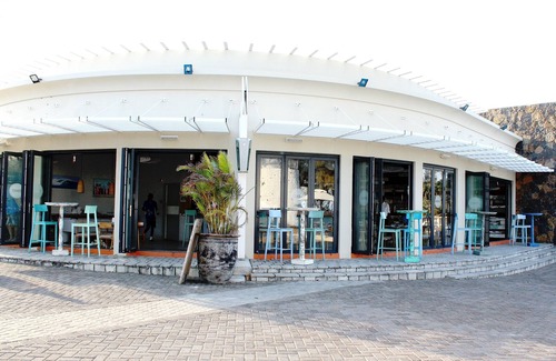 Roches Noires Apartment | Charming apartment in Azuri