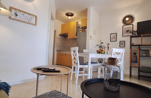 Cizici Apartment | Charming apartment for 2-4 people in Cizici in Soline Bay - contact the owner