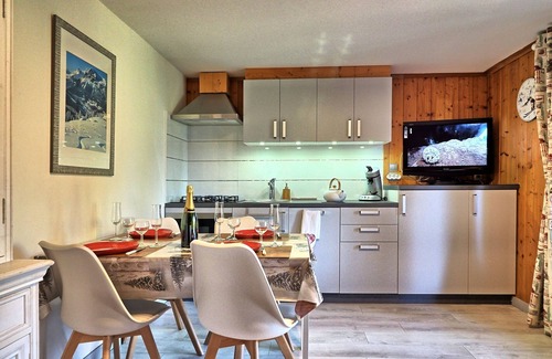 Les Carroz-d'Araches Apartment | CHARMING APARTMENT IN INDIVIDUAL CHALET