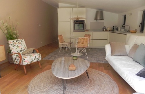 Malaucene Cottage | Charming apartment in the heart of Provence at the foot of Mont Ventoux