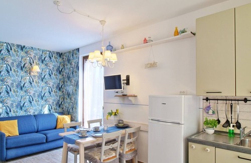 Lazise Apartment | Charming apartment,n. 2 pools, parking only1.200m from Lazise/lake