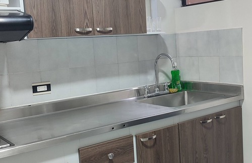 Villa Hermosa Apartment | Charming apartment with WiFi in vibrant Medellín