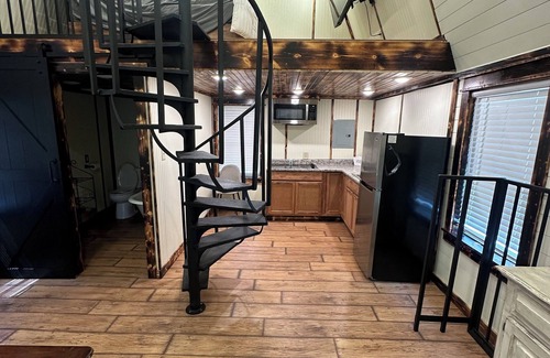 Brookhaven House | Charming barn with 1 bedroom and AC, WiFi in beautiful Brookhaven