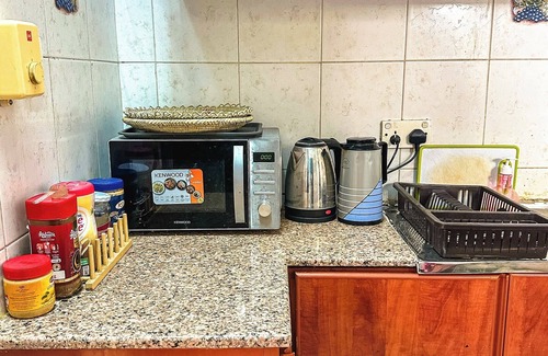 Al Ghubrah Ash Shamaliyyah Bed & Breakfast | Charming bed & breakfast in brilliant Muscat with AC, WiFi