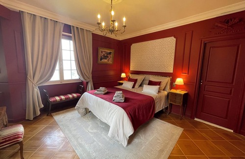 Saint-Genest-Lerpt Bed & Breakfast | Charming bed and breakfast at the château with breakfast included.