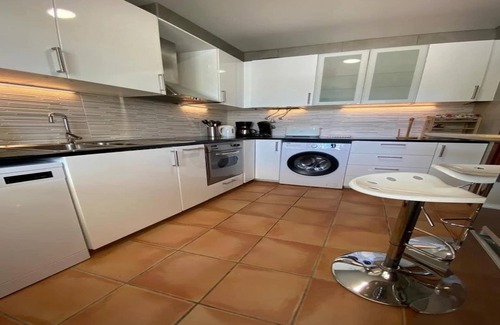 Benagil House | Charming Benagil Apartment Near Praia de Benagil