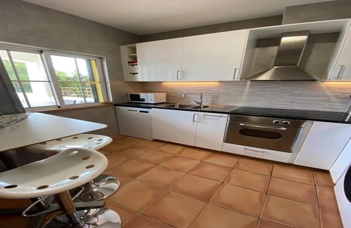 Benagil House | Charming Benagil Apartment Near Praia de Benagil