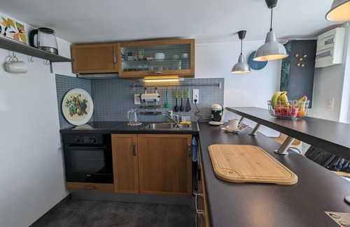 Le Menoux Cottage | Charming Berry House: Garden, Parking, Near Creuse Valley & Art Village, All-Inclusive Amenities