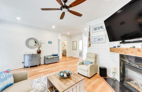 Bluffton House | Charming Bluffton Home with Yard about 3 Mi to Beaches!