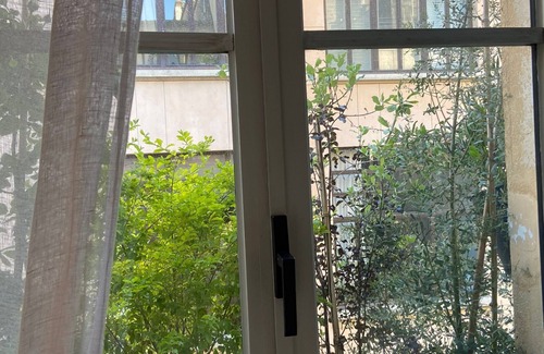 Montparnasse Apartment | Charming boudoir in the heart of Montparnasse