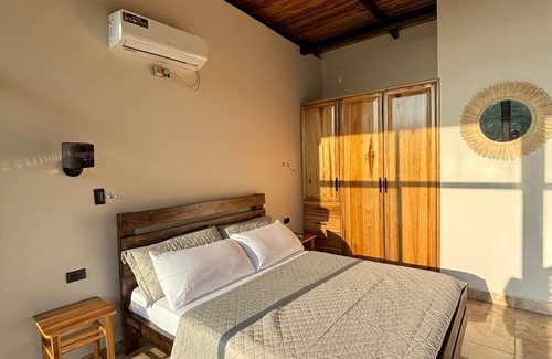 Puerto Lopez Resort | Charming boutique resort in pleasant Puerto Lopez with WiFi, fitness room, AC