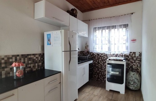 Sao Bento do Sapucai Cottage | Charming 2-bedroom cottage in wonderful São Bento do Sapucaí with WiFi