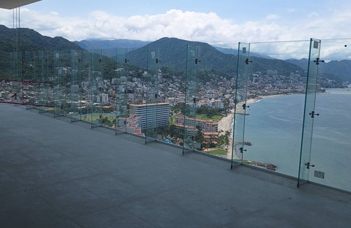 Las Glorias Apartment | Charming brand new 1-bedroom apartment with WiFi, fitness room on the beach