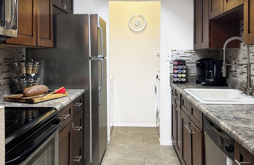 Casita Real Apts. Condo | Charming, Bright Casita w/Patio, Office & King Bed near Old Town. Dog Friendly