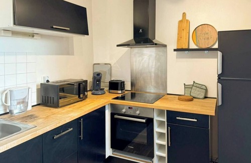 Downtown Angers Apartment | Charming Bright Duplex