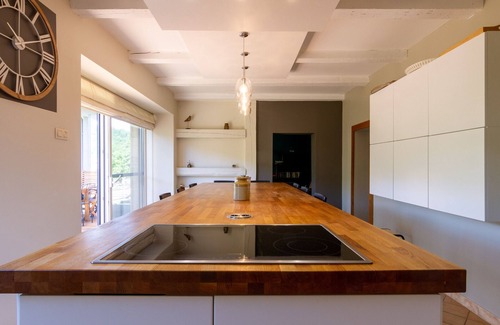 Bazeilles-sur-Othain Cottage | Charming countryside house with terrace and large outdoor area