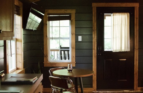 Beach City Cabin | Charming cabin for 2, with private hot tub and peaceful creek