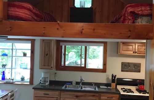 Meredith Cabin | Charming cabin on Lake Winnisquam