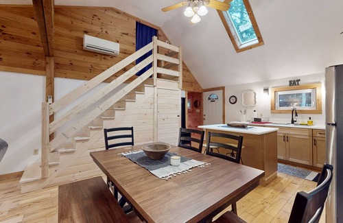 Monmouth House | Charming Cabin with Serene Woodland Views and Modern Comforts