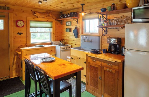Two Harbors Cabin | Charming cabin with AC and WiFi in delightful Two Harbors