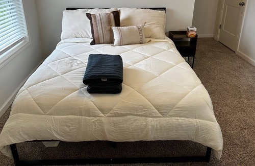 Cartersville House | Charming Cartersville Retreat: Minutes from Outdoor Adventure Minutes from Shops