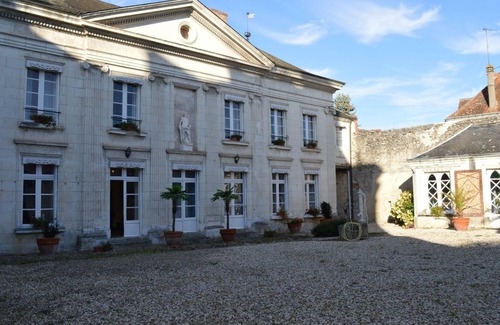 Chatillon-sur-Indre Cottage | Charming Chateau with Pool, 4 Bedrooms, Near Loire Castles and Zoo