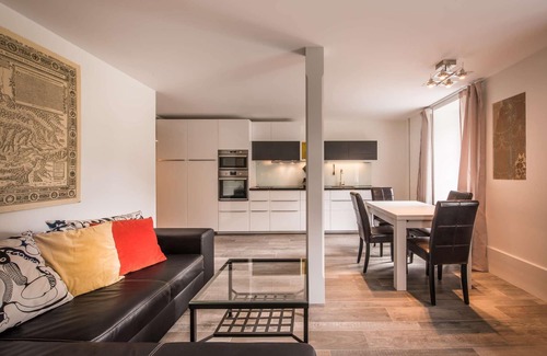 Matten bei Interlaken Apartment | Charming Ground-Floor Apartment; Your Perfect Alpine Retreat
