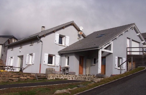 Les Estables House | Charming chalet style house
