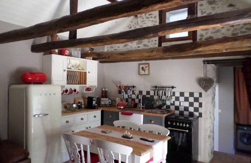 La Porcherie Cottage | Charming character cottage in the heart of the French lake district