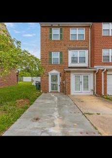 Garfield Heights Apartment | Charming City Loft - Unit A
