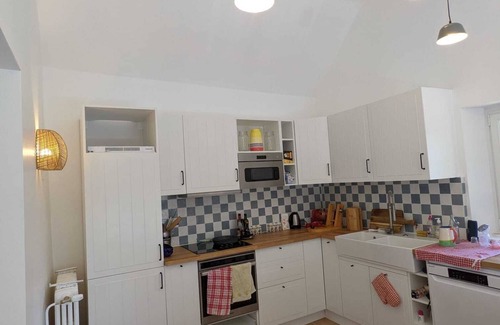 Mesnil-sur-l'Estree House | Charming countryside escape 1 hour from Paris with hot tub