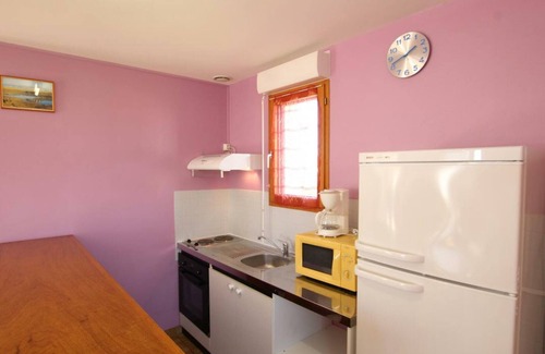 Surtainville Cottage | Charming Coastal Home with Wifi, BBQ & Pet-Friendly Near Beach