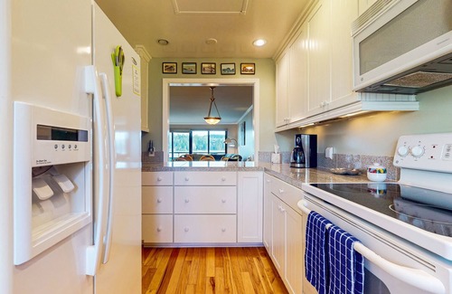 Port Ludlow Hotel | Charming Condo with Views of Port Ludlow & the Puget Sound