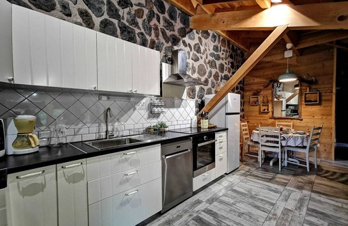 Solignac-sur-Loire Cottage | Charming Cottage Near Beaume Waterfall & Puy-en-Velay with Private Parking and Two Terraces